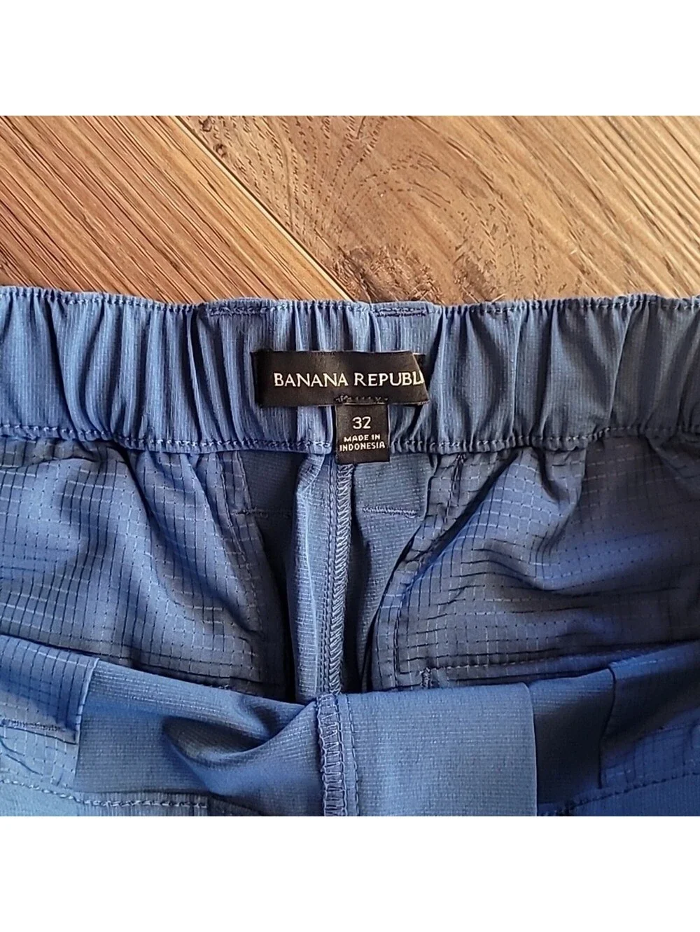 Banana Republic Blue Casual Shorts Size 32 - Activewear, NWOT